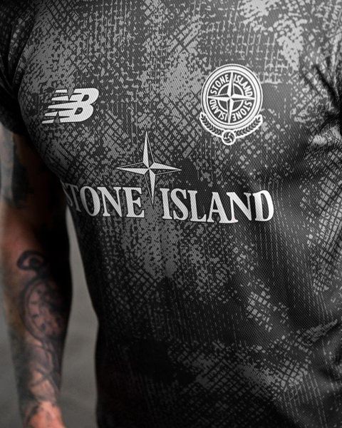 Летний комплект Stone Island, летний чёрный костюм, костюм чёрный футболка шорты Stone Island, милитари костюм Stone Island 87456 фото